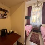 Двухместный (Номер Эконом- мини с 2-мя раздельными кроватями (мини с/у)), Гостиница Аллюр