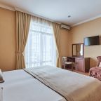 De Luxe, Отель Аркадия + by Sun City Hotels