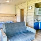 Мини-дом (С террасой и печью барбекю), Гостевой дом LakePark