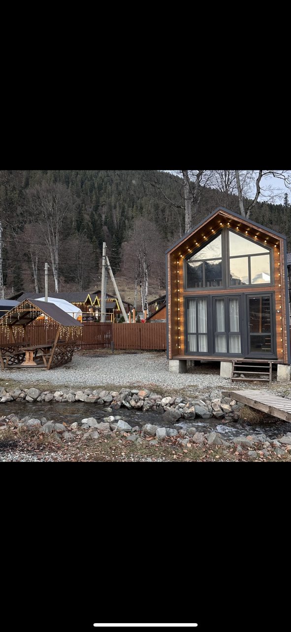Апартаменты (Burn House), Гостевой дом Alan House