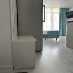 Люкс (Двухкомнатный с доп.местом и кухней  № 8-а), Бутик-Отель Кедр