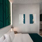 Люкс, Отель ApeironSpace