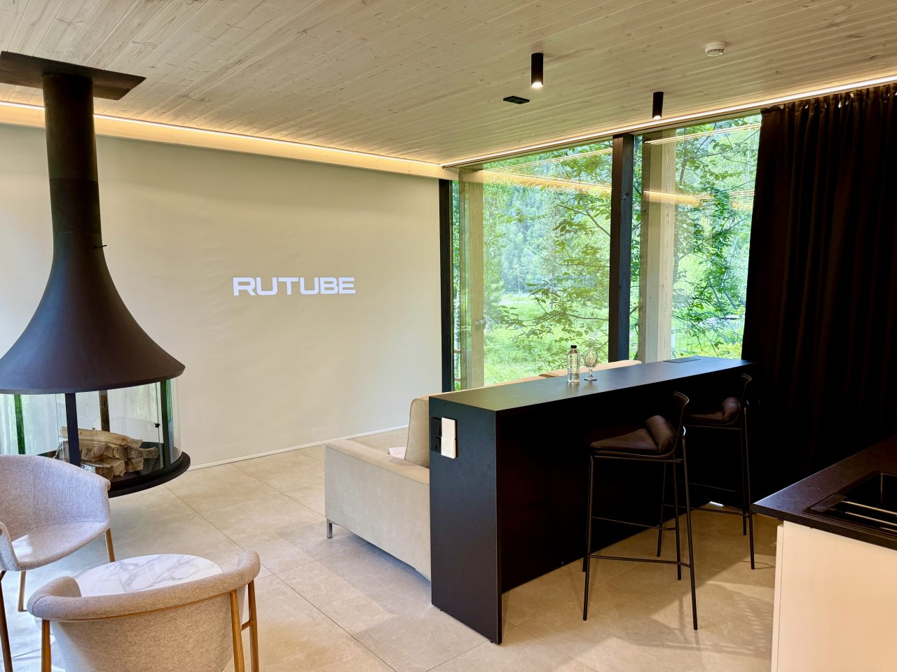 Вилла (LUMO вилла), База отдыха PINEWOOD resort & SPA