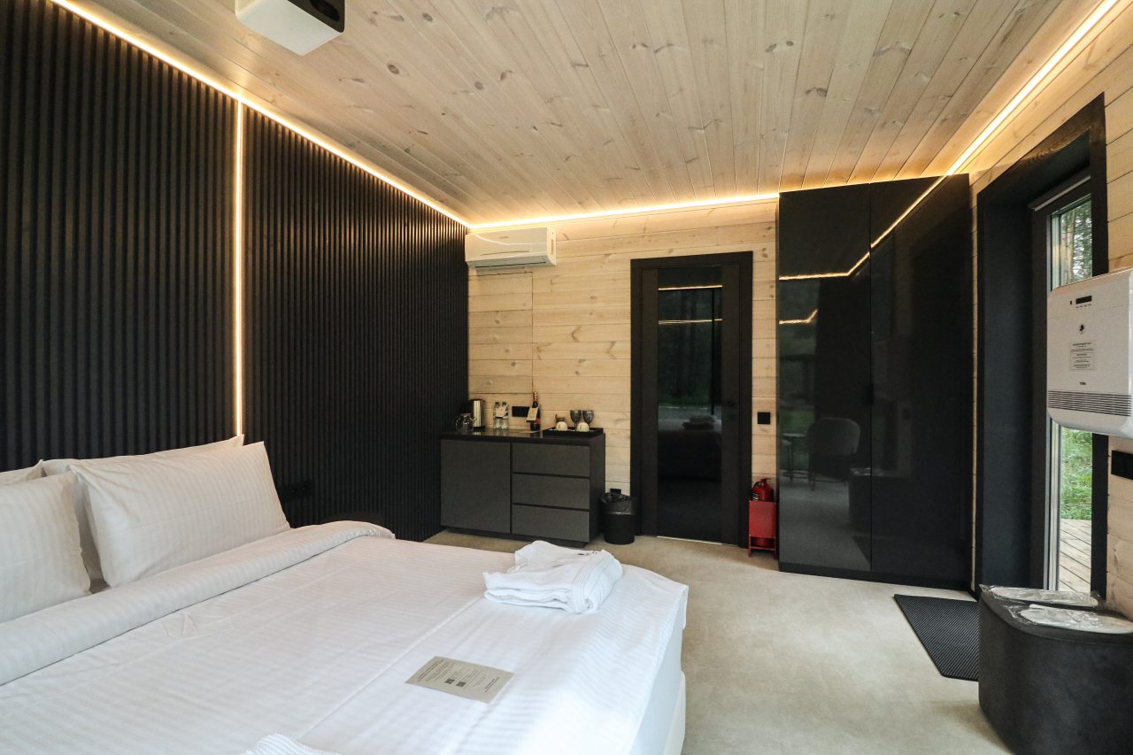 Дом (Зеркальный), База отдыха PINEWOOD resort & SPA