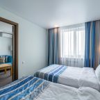 Раздельные кровати в номере отеля Экватор 3*, Владивосток  