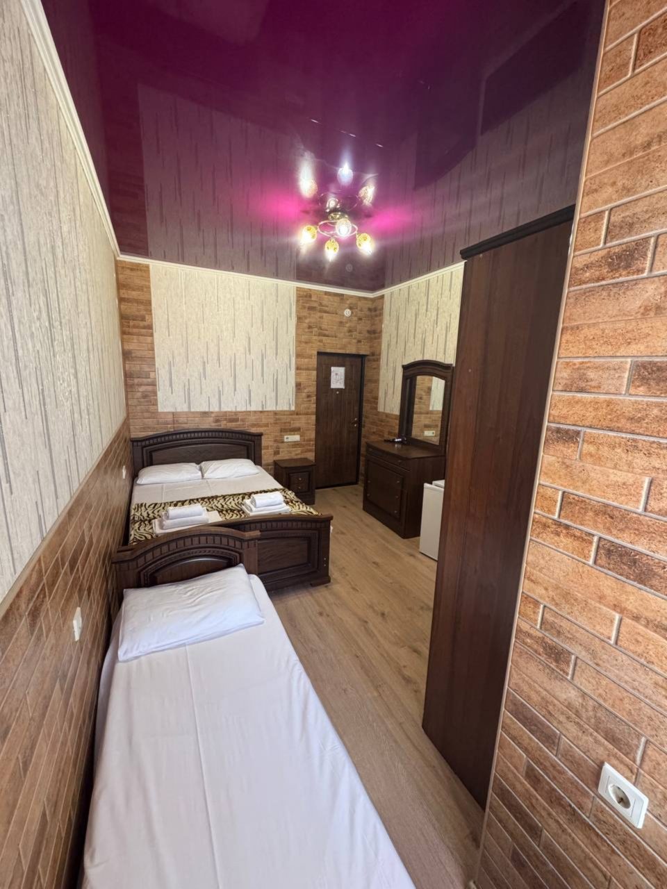 Трехместный (Стандартный номер), Гостиница Три пальмы