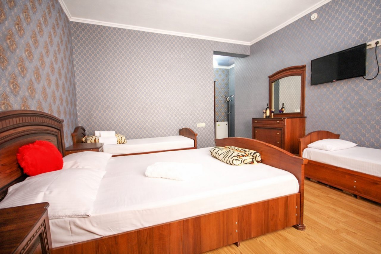 Четырехместный (Стандартный номер), Гостиница Три пальмы