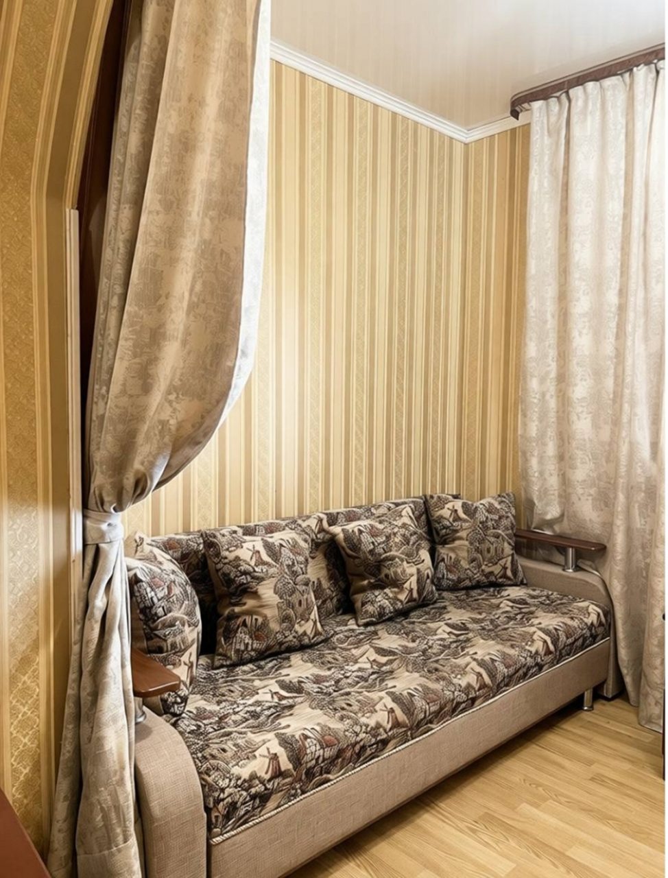 Трехместный (Стандартный номер), Гостиница Три пальмы