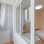 De Luxe (Райский уголок), Апарт-отель Yakamoz