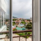De Luxe (Райский уголок), Апарт-отель Yakamoz