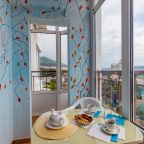 De Luxe (Райский уголок), Апарт-отель Yakamoz