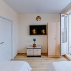 De Luxe (Райский уголок), Апарт-отель Yakamoz