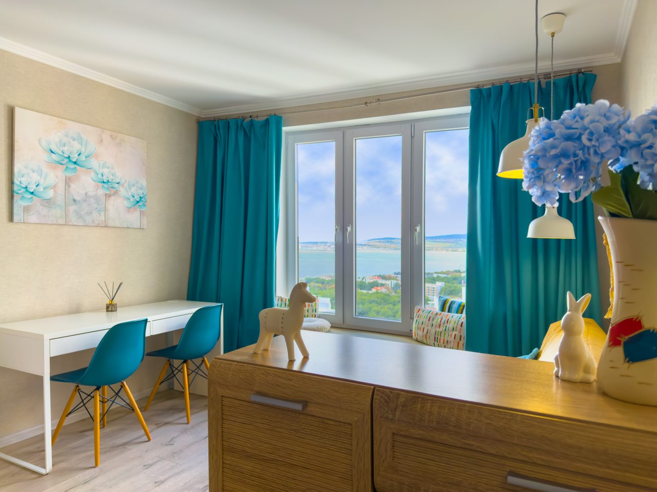 Люкс (Море и сосны), Апарт-отель Yakamoz