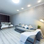 Просторная большая комната