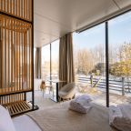 Дом (Зеркальный с ванной с панорамными окнами), Загородный отель Резиденция Северное Сияние