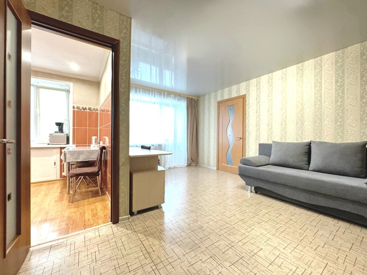 Апартаменты (Двухкомнатные), Двухкомнатные апартаменты в центре на Дзержинского