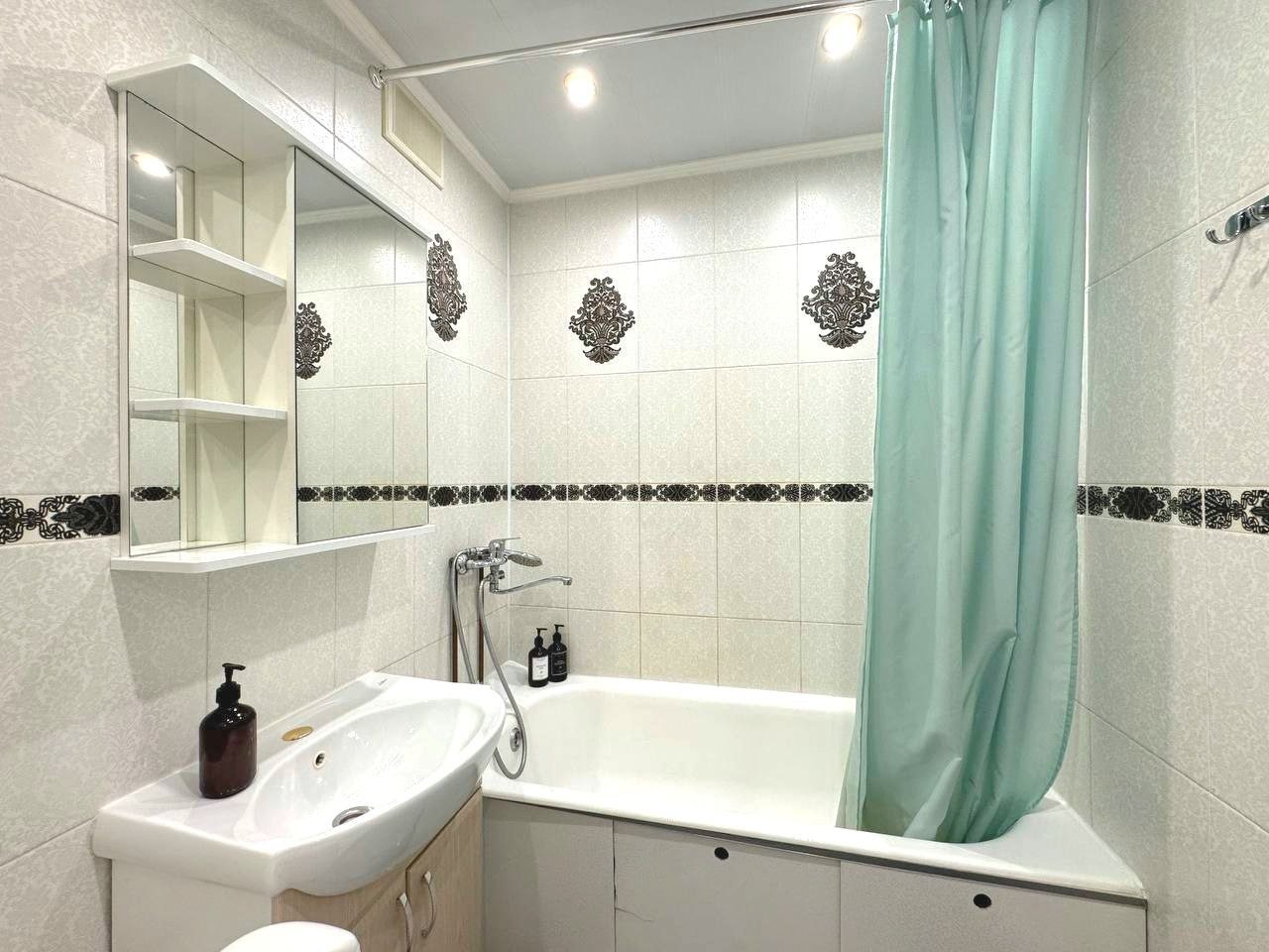 Апартаменты (Двухкомнатные), Двухкомнатные апартаменты в центре на Дзержинского