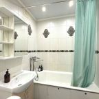 Апартаменты (Двухкомнатные), Двухкомнатные апартаменты в центре на Дзержинского