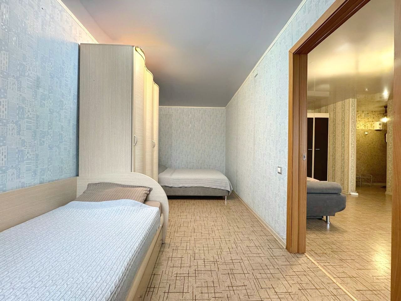 Апартаменты (Двухкомнатные), Двухкомнатные апартаменты в центре на Дзержинского