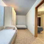 Апартаменты (Двухкомнатные), Двухкомнатные апартаменты в центре на Дзержинского