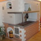 Первый этаж, общая кухня, печь русская