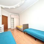 Апартаменты (Четырехкомнатные апартаменты), Четырехкомнатные апартаменты в центре на Островского