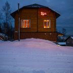 Стоянка автомобилей всегда расчищена от снега