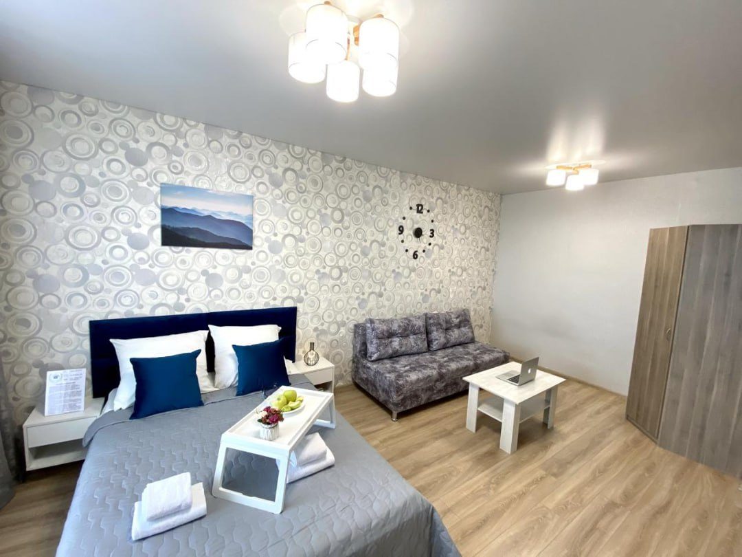 кровать двуспальная