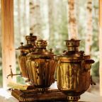 Самовар с глинтвейном, Глэмпинг Берег Грифона