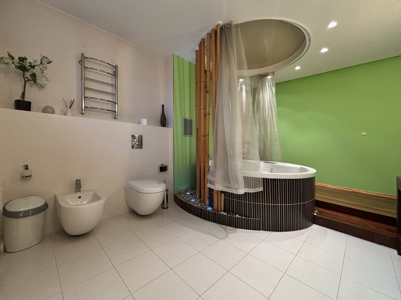 Апартаменты (HomeApart 5-комнатные апартаменты Белорусская,15), Апартаменты Home Apart Свердлова 26