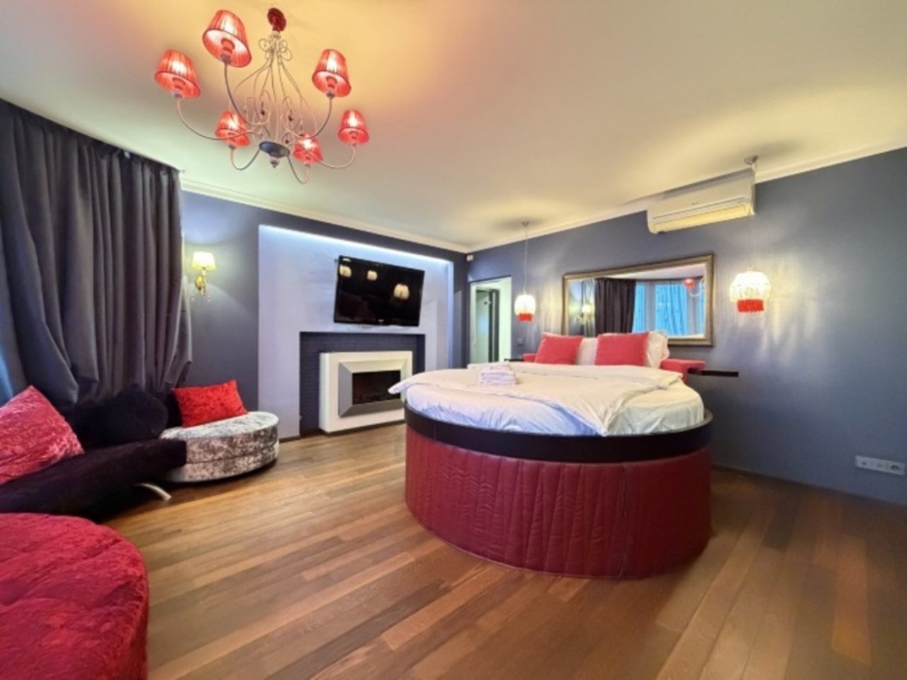 Апартаменты (HomeApart 5-комнатные апартаменты Белорусская,15), Апартаменты Home Apart Свердлова 26