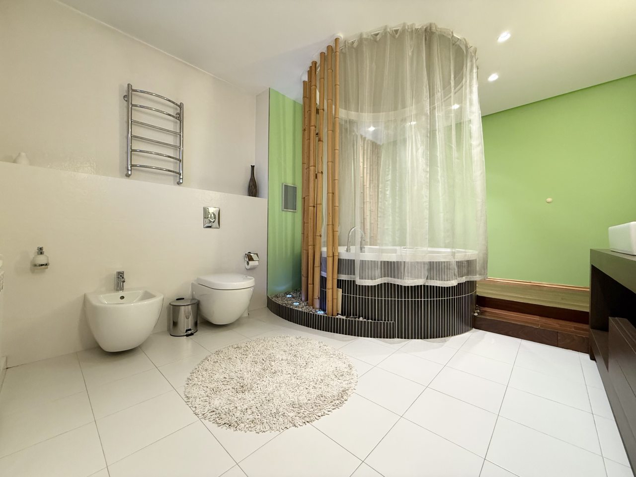 Апартаменты (HomeApart 5-комнатные апартаменты Белорусская,15), Апартаменты Home Apart Свердлова 26