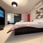 Апартаменты (HomeApart 5-комнатные апартаменты Белорусская,15), Апартаменты Home Apart Свердлова 26