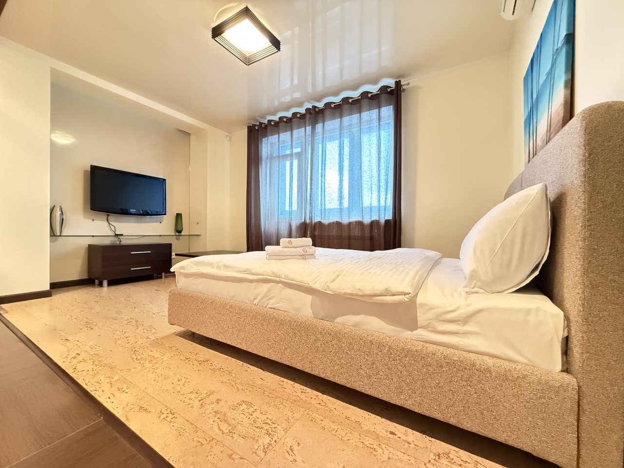 Апартаменты (HomeApart 5-комнатные апартаменты Белорусская,15), Апартаменты Home Apart Свердлова 26