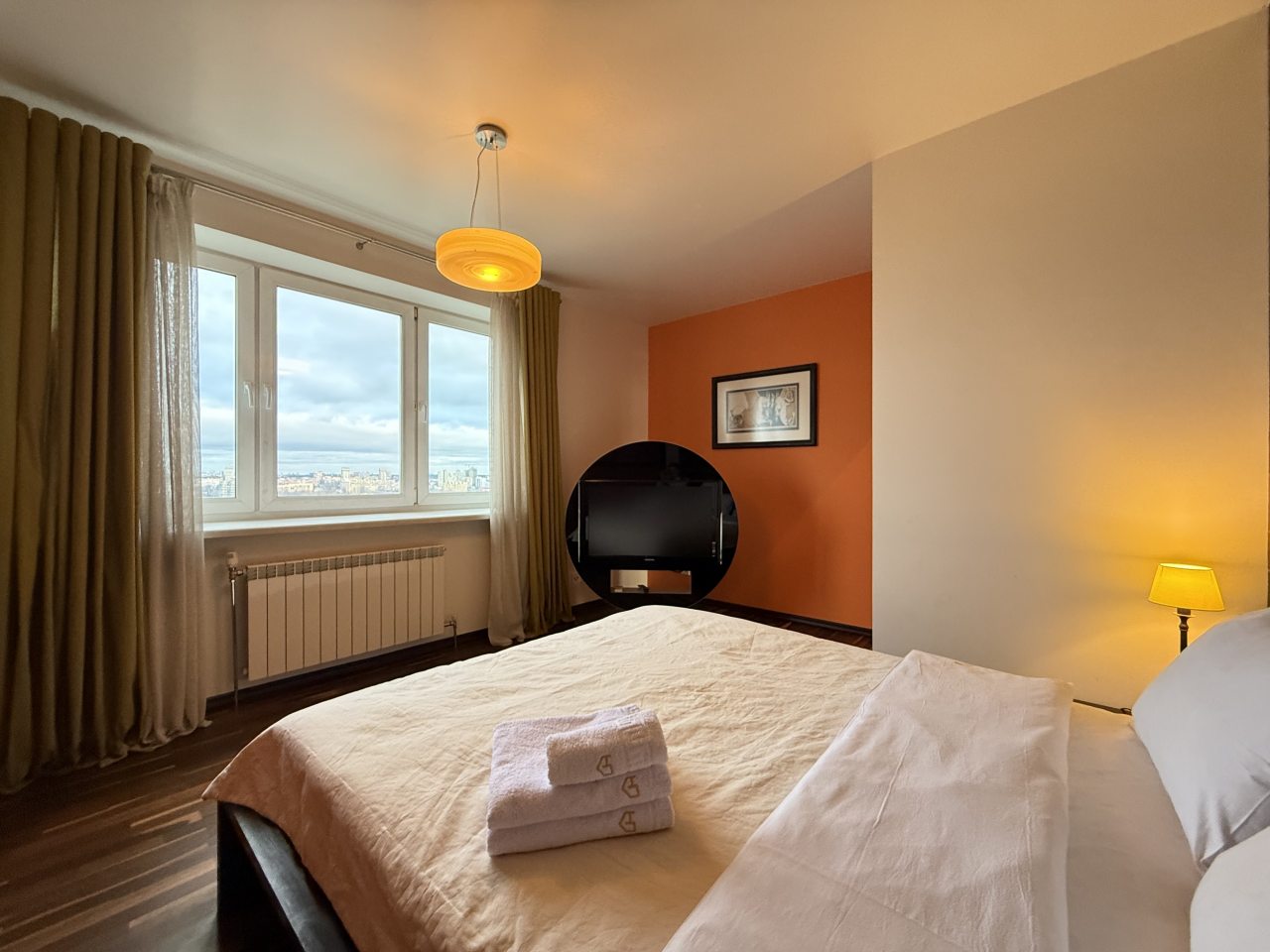 Апартаменты (HomeApart 5-комнатные апартаменты Белорусская,15), Апартаменты Home Apart Свердлова 26