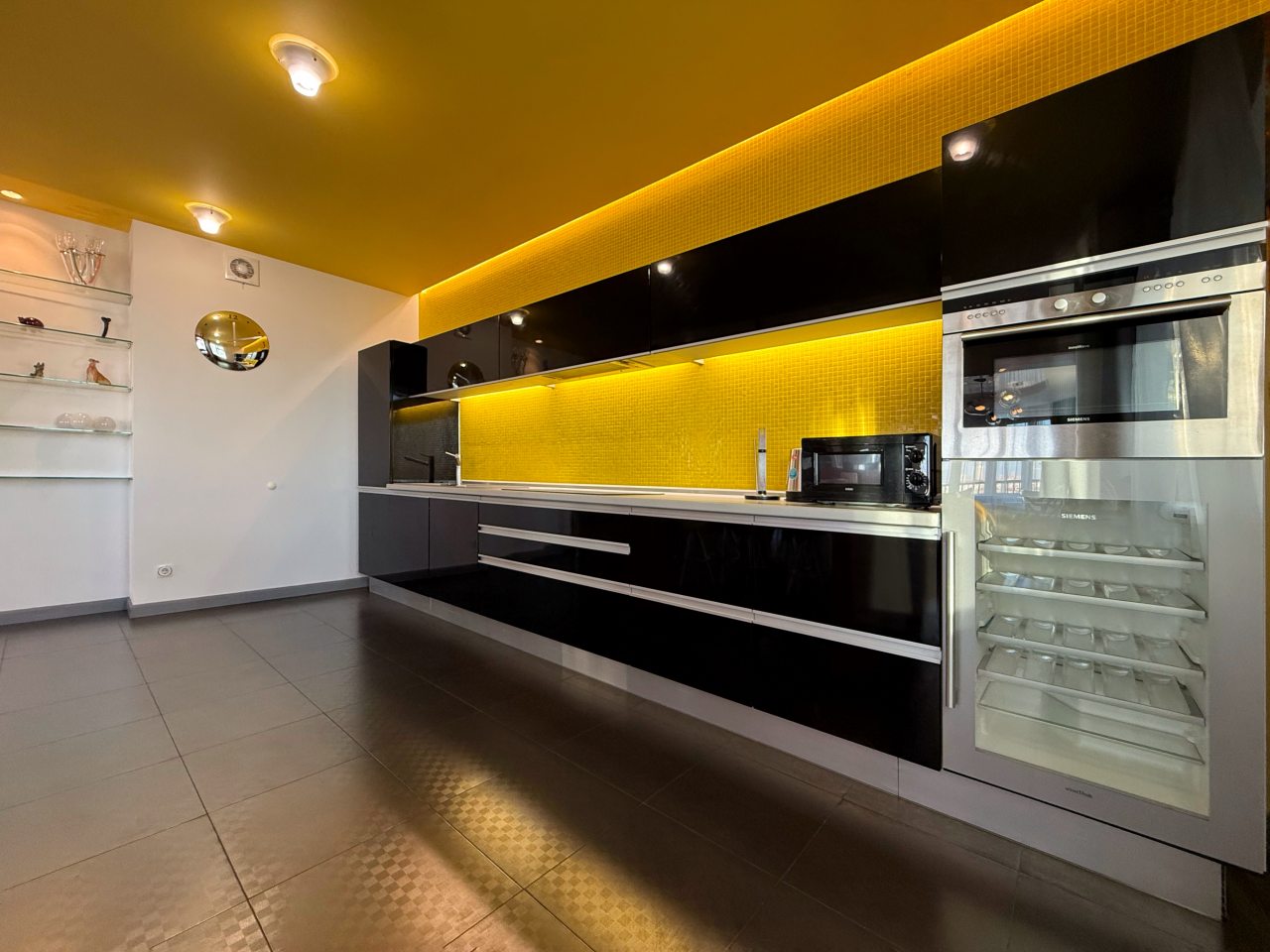 Апартаменты (HomeApart 5-комнатные апартаменты Белорусская,15), Апартаменты Home Apart Свердлова 26