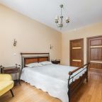 Апартаменты (Просторные 4-комнатные Свердлова 26), Апартаменты Home Apart Свердлова 26