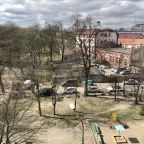 Детская площадка, Апартаменты Светлая квартира в центре города