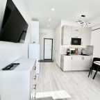Двухместный (Комфорт Полуторный Диван), Апарт-отель Metro Apartments