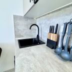 Встроенная мини-кухня, Апарт-отель Metro Apartments