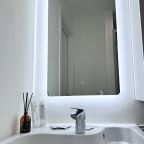 Люкс (Комфорт Двуспальный Диван с Балконом), Апарт-отель Metro Apartments