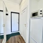 Люкс (Комфорт Двуспальный Диван с Балконом), Апарт-отель Metro Apartments