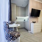 Апартаменты (Deluxe на Прибрежной 18), Апартаменты Deluxe Apartment на Прибрежной