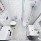 Апартаменты (Deluxe на Прибрежной 2), Апартаменты Deluxe Apartment на Прибрежной