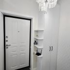 Апартаменты (Апартаменты 2-комнатные Макаенка 12Б), Апартаменты Home Apart парк Челюскинцев