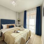 Апартаменты (Апартаменты 2-комнатные Макаенка 12Б), Апартаменты Home Apart парк Челюскинцев