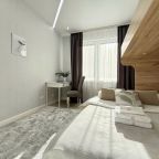 Апартаменты (Апартаменты 2-комнатные Макаенка 12Б), Апартаменты Home Apart парк Челюскинцев