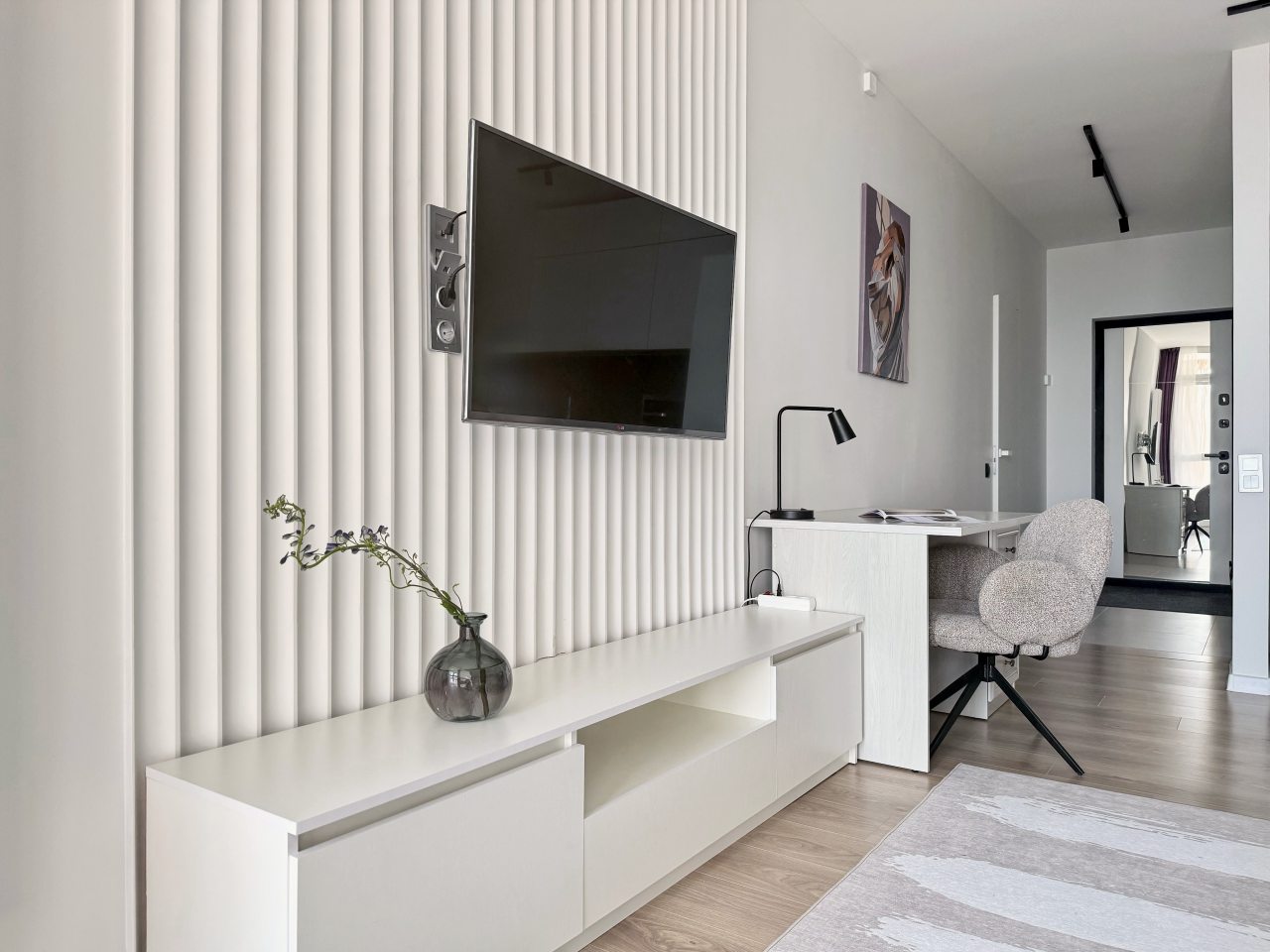 Апартаменты (Апартаменты 1-комнатные Макаенка 12Д), Апартаменты Home Apart парк Челюскинцев