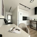 Апартаменты (Апартаменты 1-комнатные Макаенка 12Д), Апартаменты Home Apart парк Челюскинцев