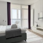 Апартаменты (Апартаменты 1-комнатные Макаенка 12Д), Апартаменты Home Apart парк Челюскинцев